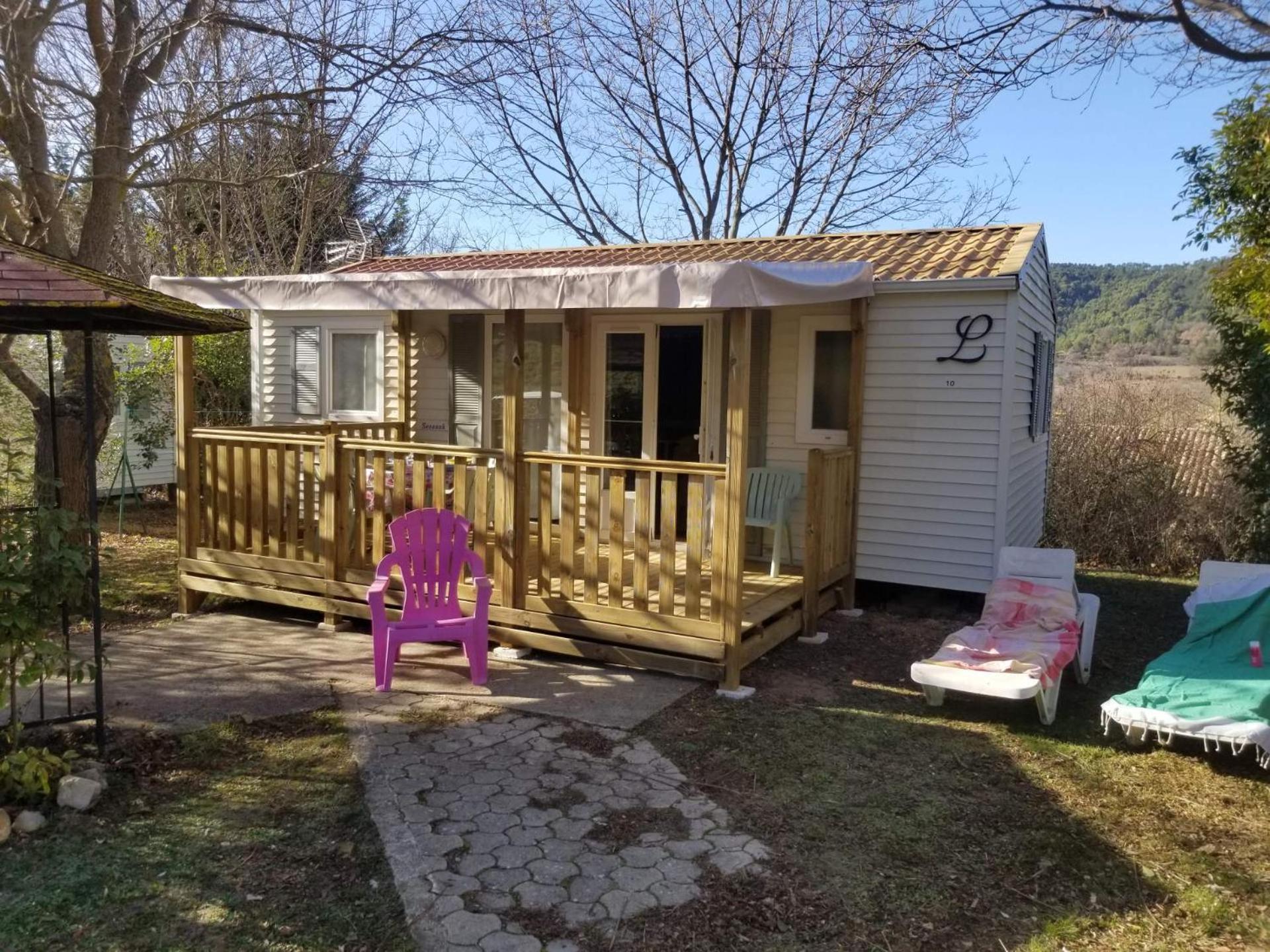 Camping Le Vieux Colombier Мустье-Сент-Мари Экстерьер фото